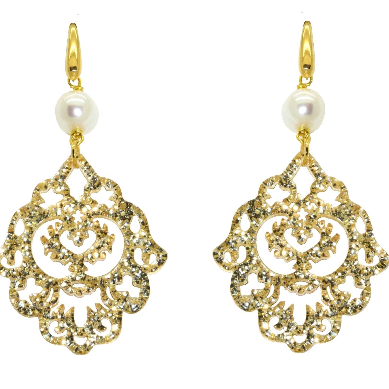 Miccy's | Golden Ornaments With Pearls | Petite | Resin Earrings