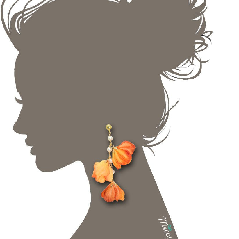 Miccy's | Orange Freesia | Resin Earrings
