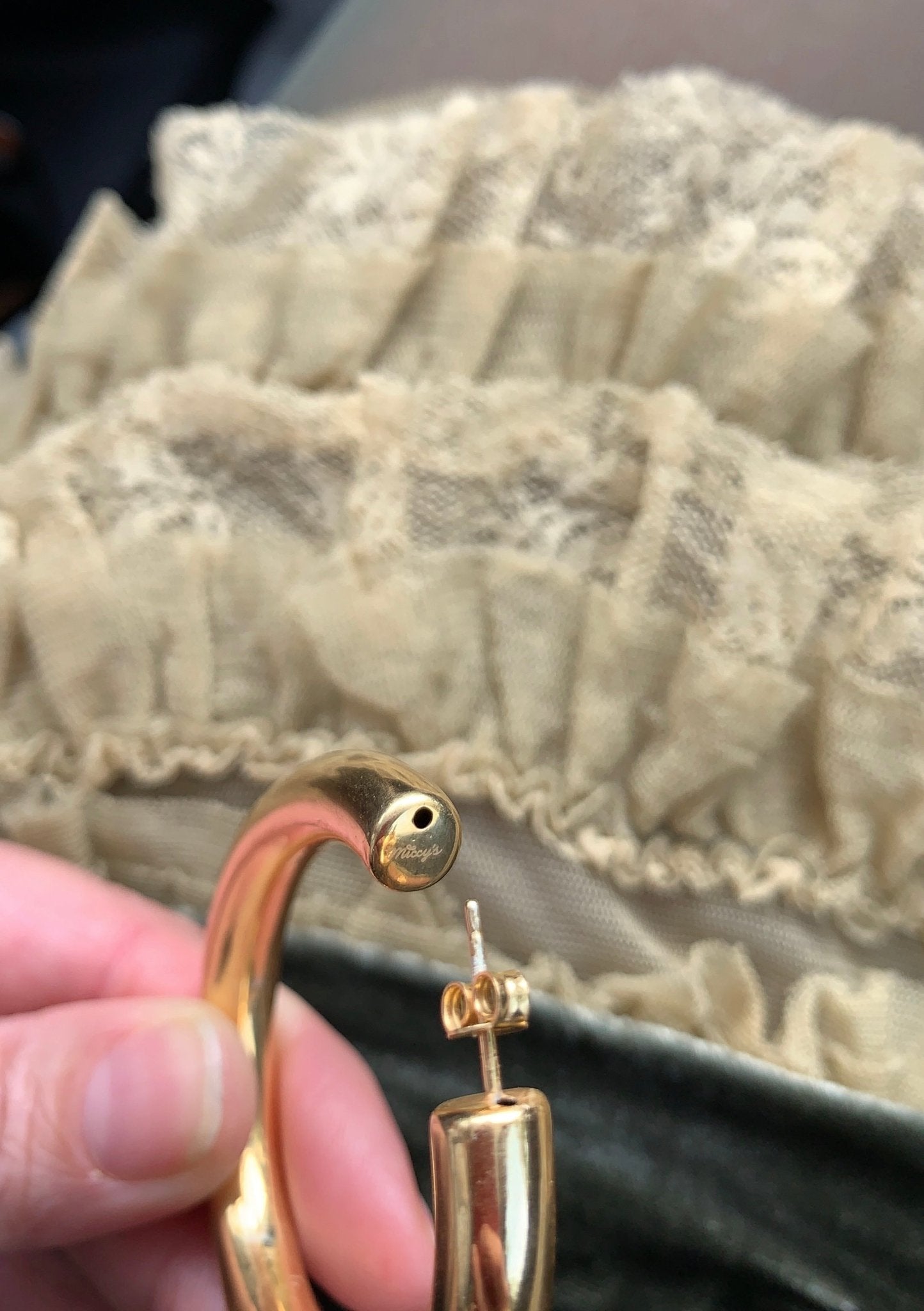 Miccy's | Golden Hoops | Gold Line Earrings