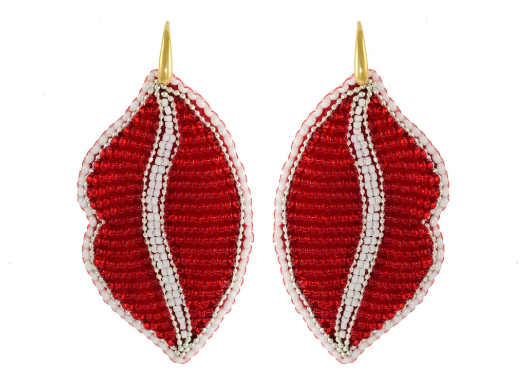 Miccy's | Throw Me a Kiss | PatchArt Earrings