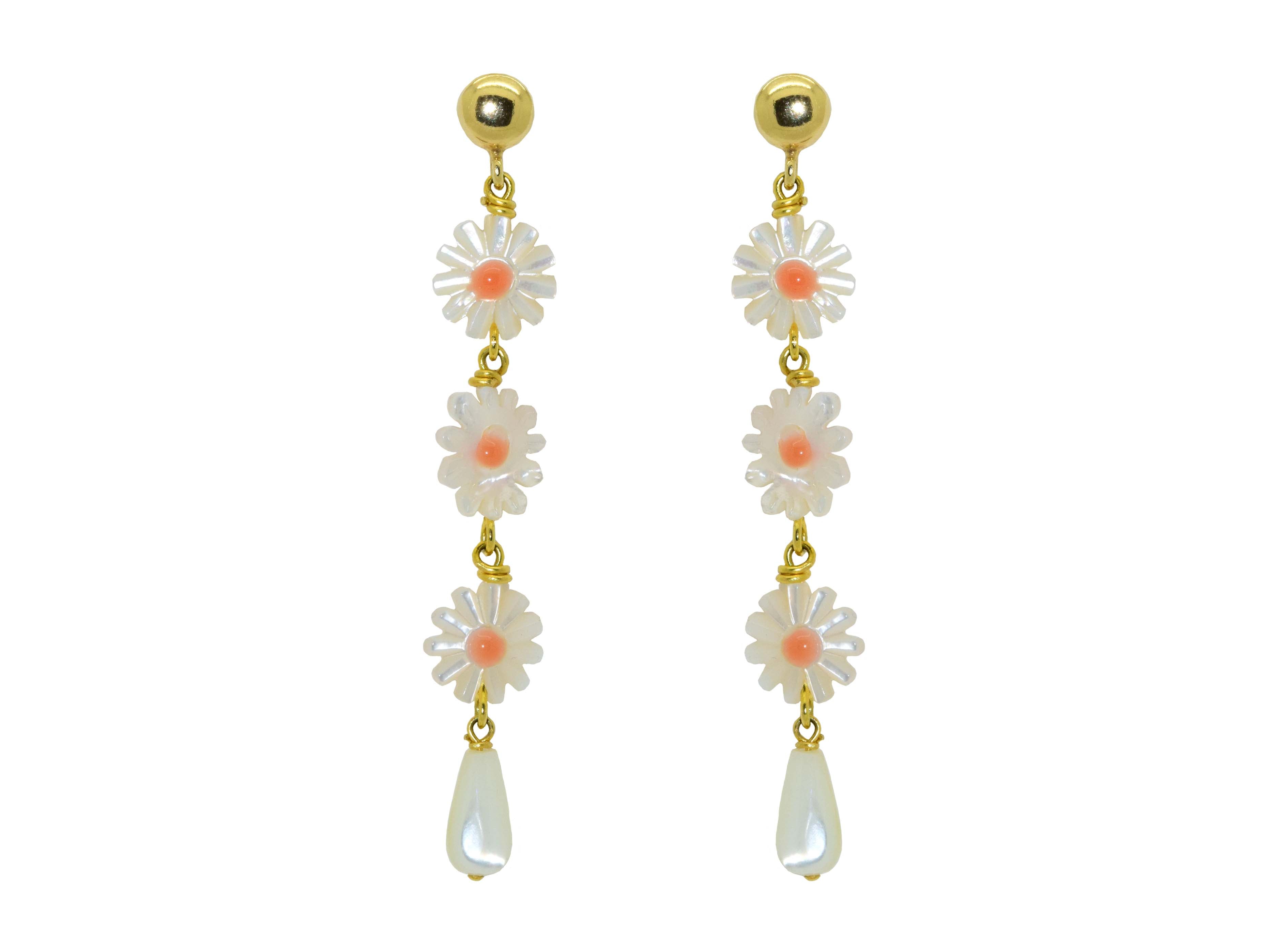 Miccy's | Pearly Daisy | Shell Earrings